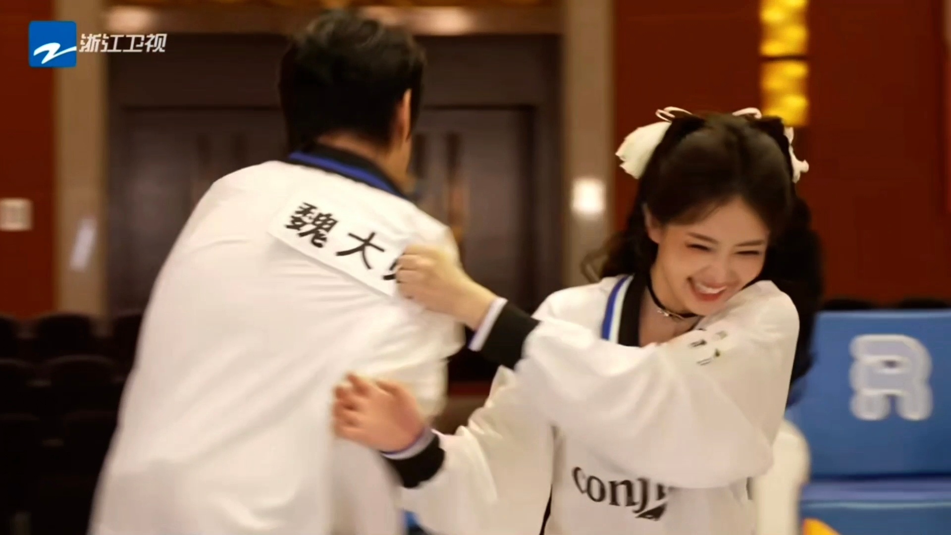 白鹿突袭撕魏大勋名牌复刻经典名场面