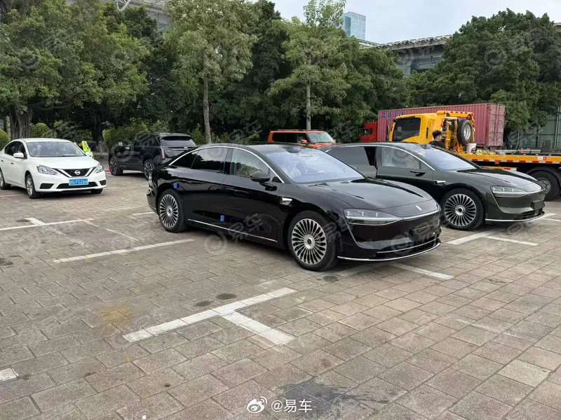 2025广州车展探馆新款享界S9实拍，预售价31.8万起11月20日上市