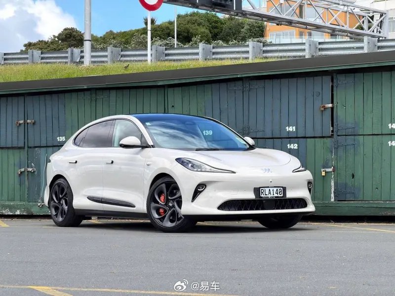 智己LS6新西兰上市，三款车型售26.71万起