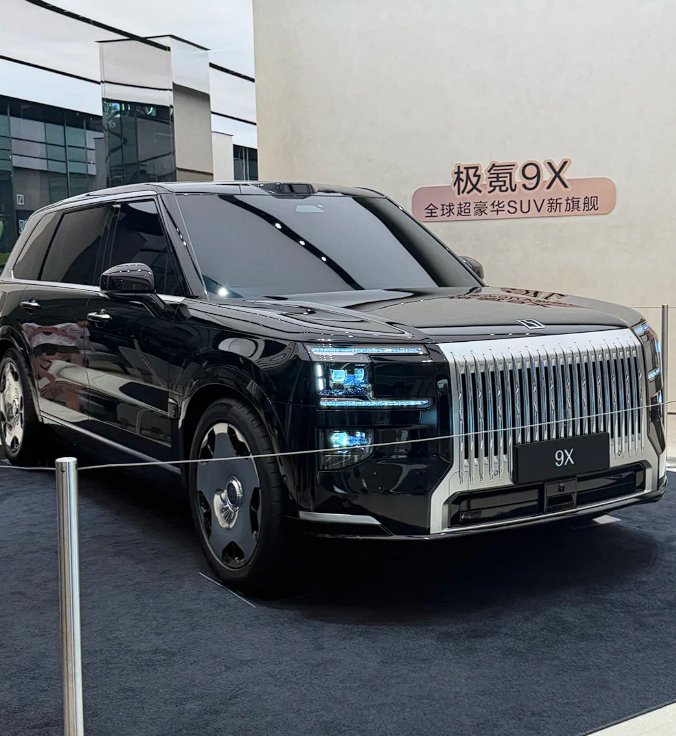极氪9X领衔豪华SUV测评，全能旗舰标准再升级