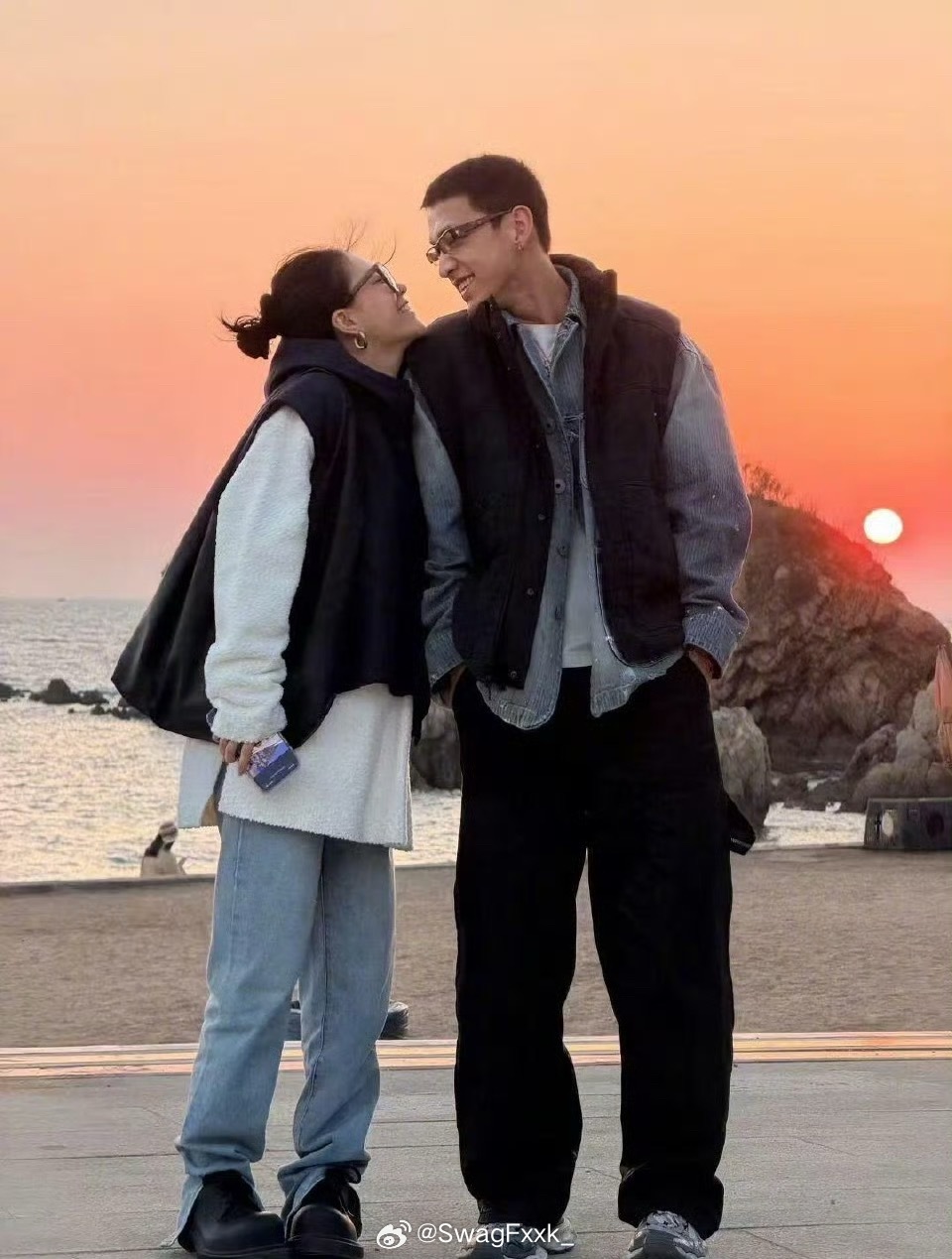 李嘉格新恋情曝光，26岁男友引关注