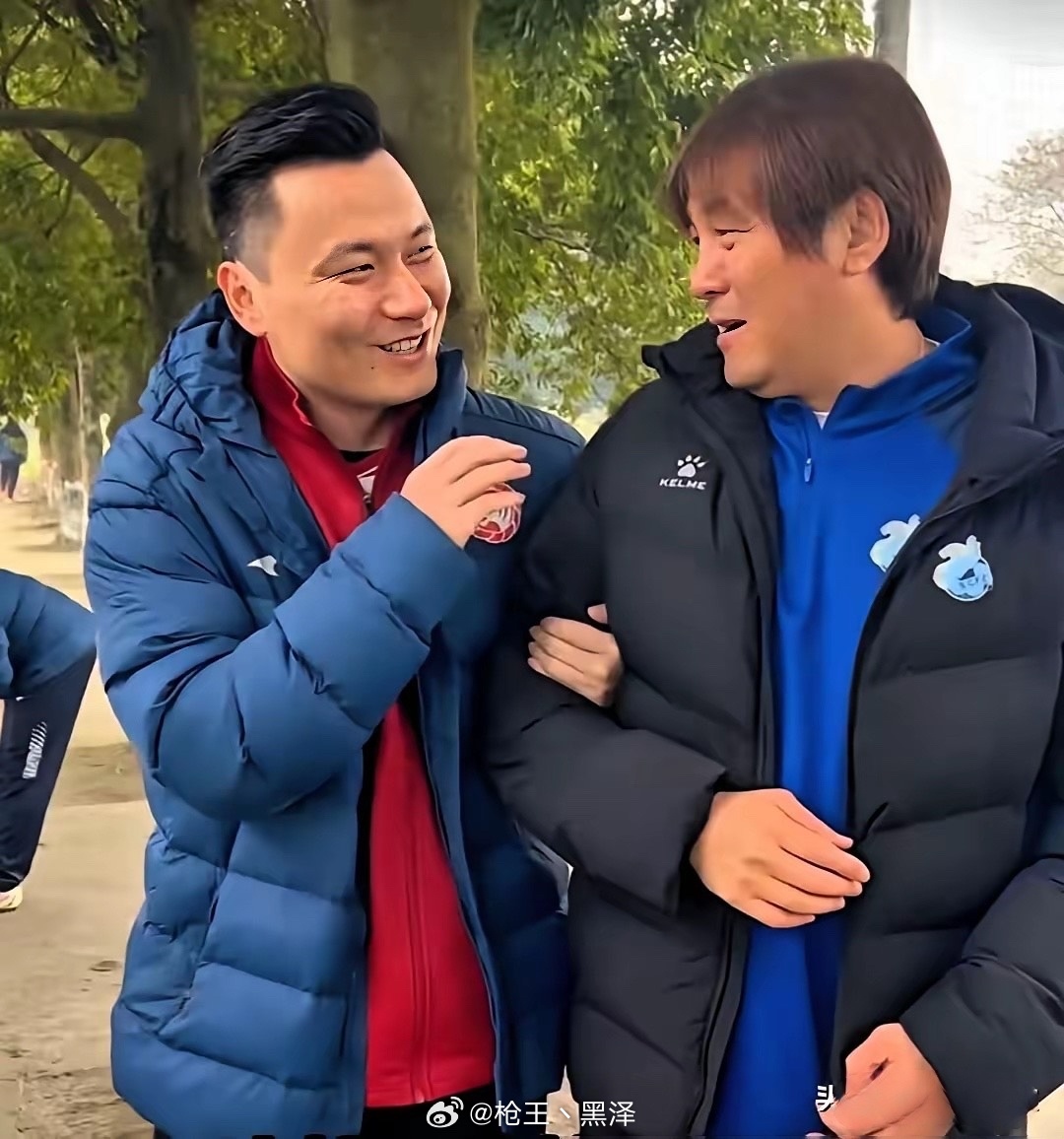 李玮峰称郜林综合能力优于张玉宁|国脚|头球|国足|足球|国家队_新浪新闻