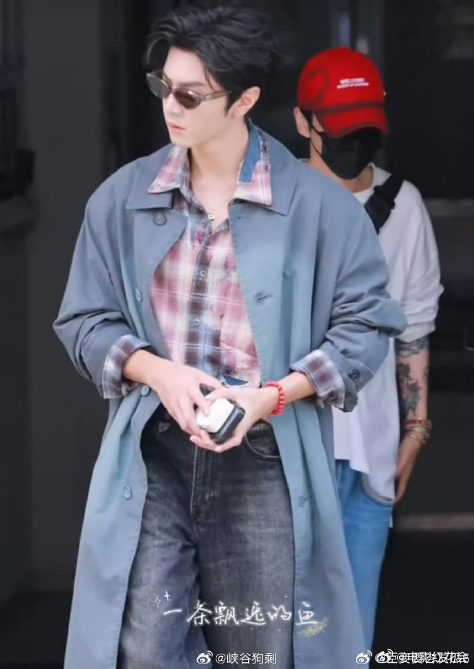 陈哲远张婧仪现身你好星期六录制现场