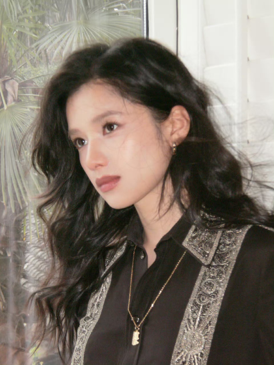 张婧仪CCD拍摄活动引发粉丝热议