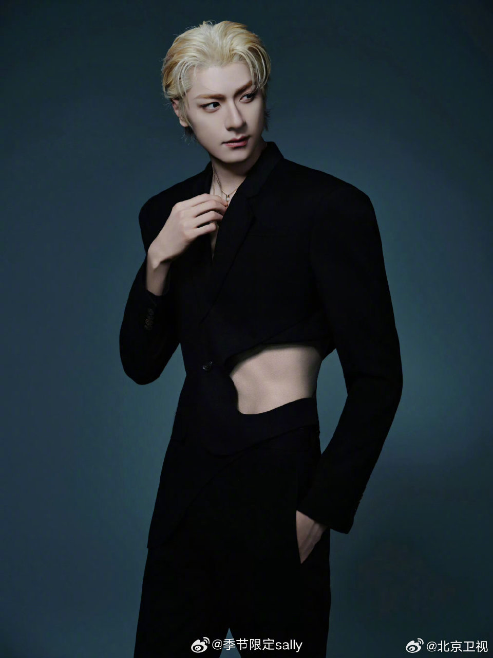 林一金发造型引热议，帅气突破次元壁