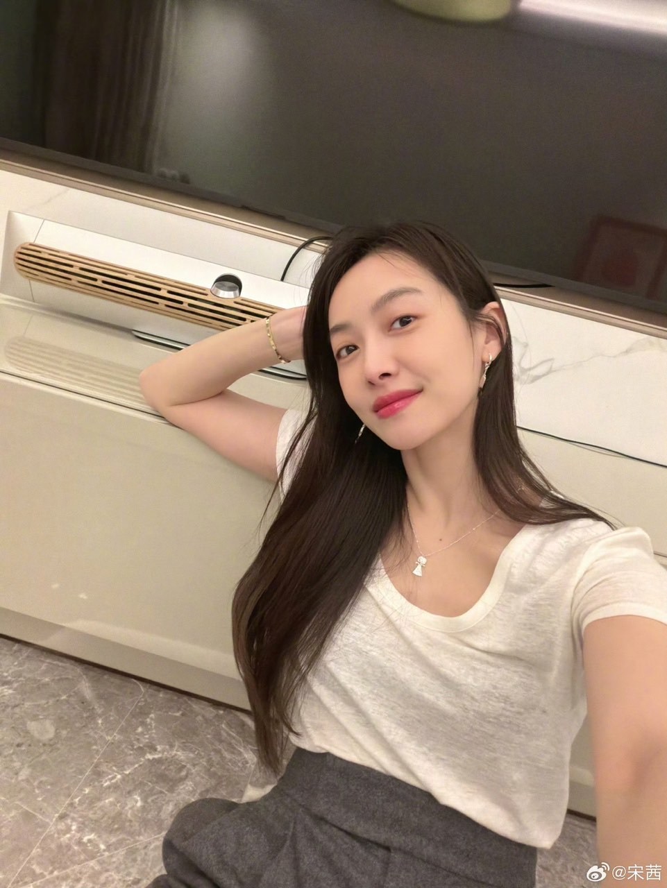 宋茜称下个月可能是光头，粉丝惊呼不可以