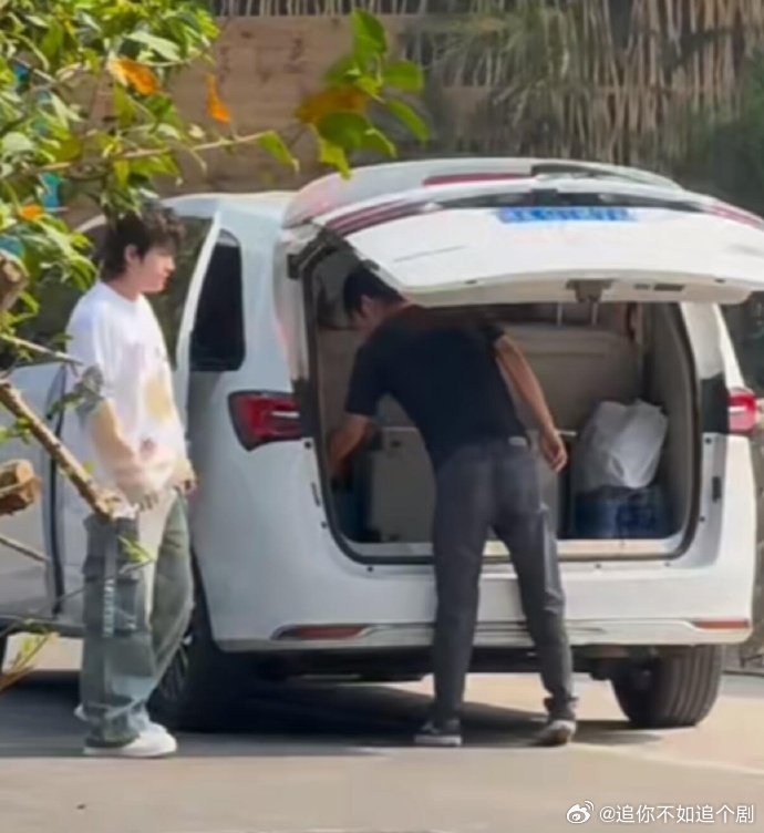 王鹤棣沈月武艺8年后合体亲爱的客栈