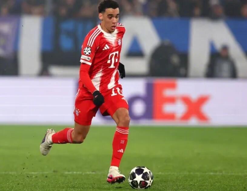 穆西亚拉踝关节应力性反应，将缺席对阵勒沃库森