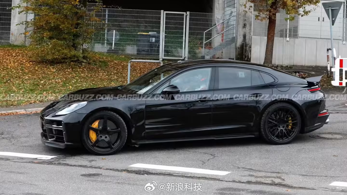 保时捷Panamera Turbo GT现身纽北，或挑战小米SU7 Ultra纪录