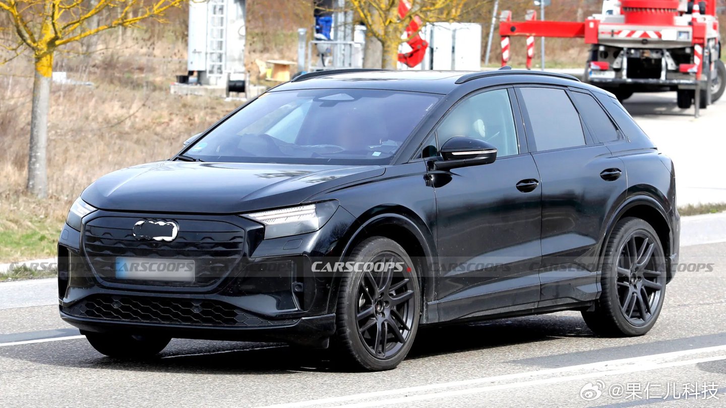 改款奥迪Q4 e-tron实车谍照曝光，前脸封闭设计尾灯将更新