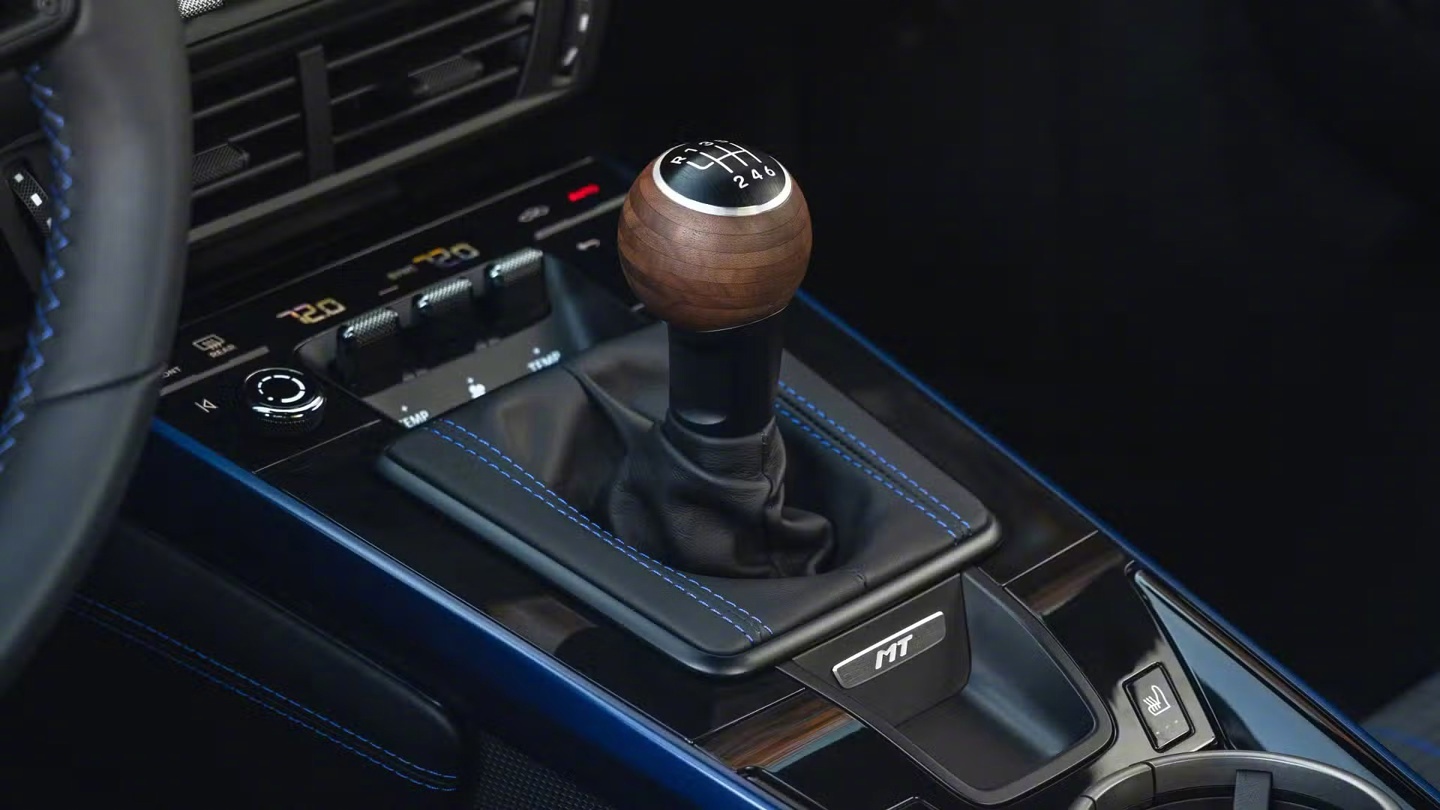 保时捷申请手动挡专利，2027款Tycan将搭载