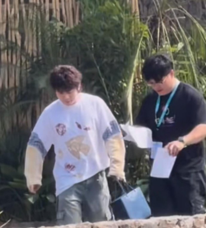 王鹤棣沈月武艺时隔8年再同框