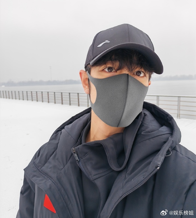 《小城良方》回应肖战，刘铮亮亮相引关注