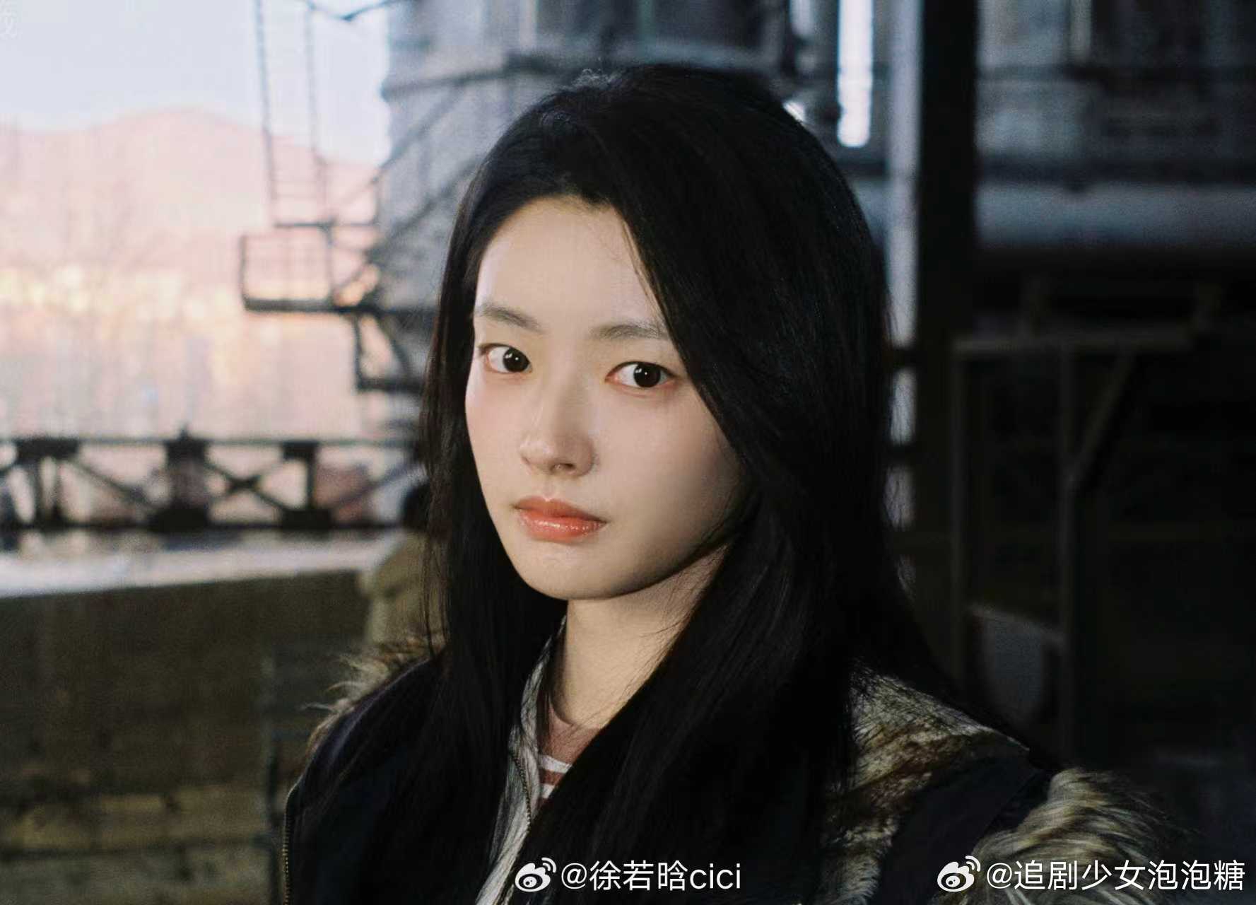 徐若晗《一路灿烂》杀青，期待周依登场