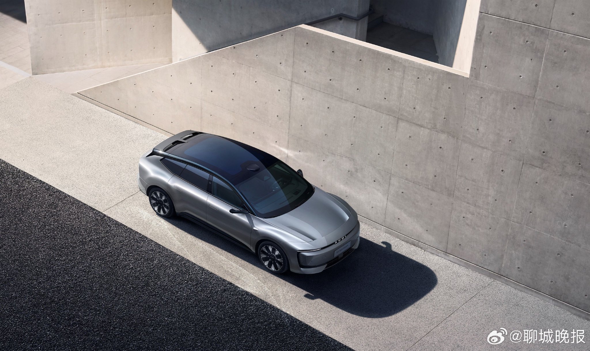 奥迪E5中国市场22万起欧洲售价高3倍，智能豪华体验重塑消费逻辑