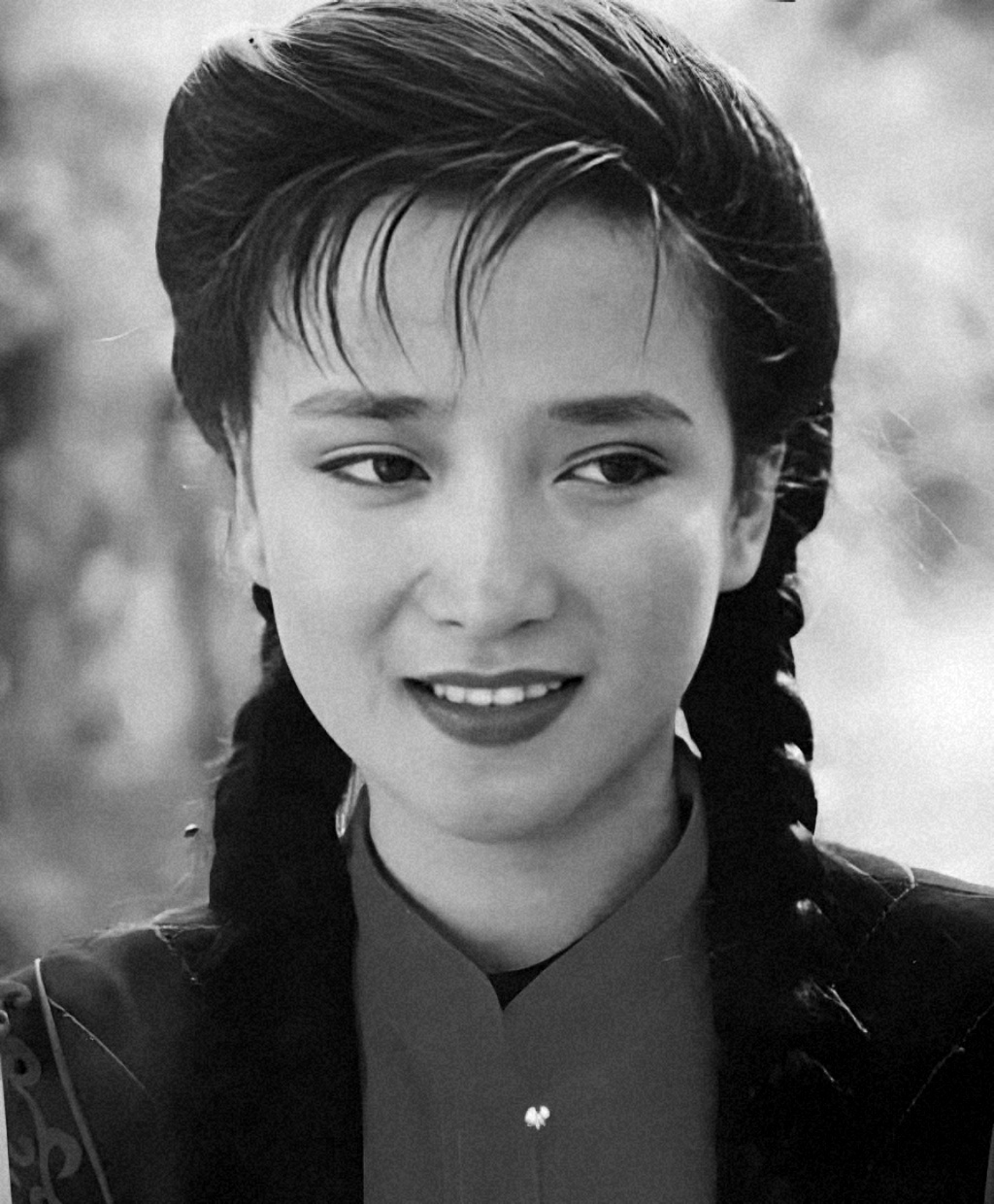 何晴去世前夫男友均未露面，金晨悼念文显真情