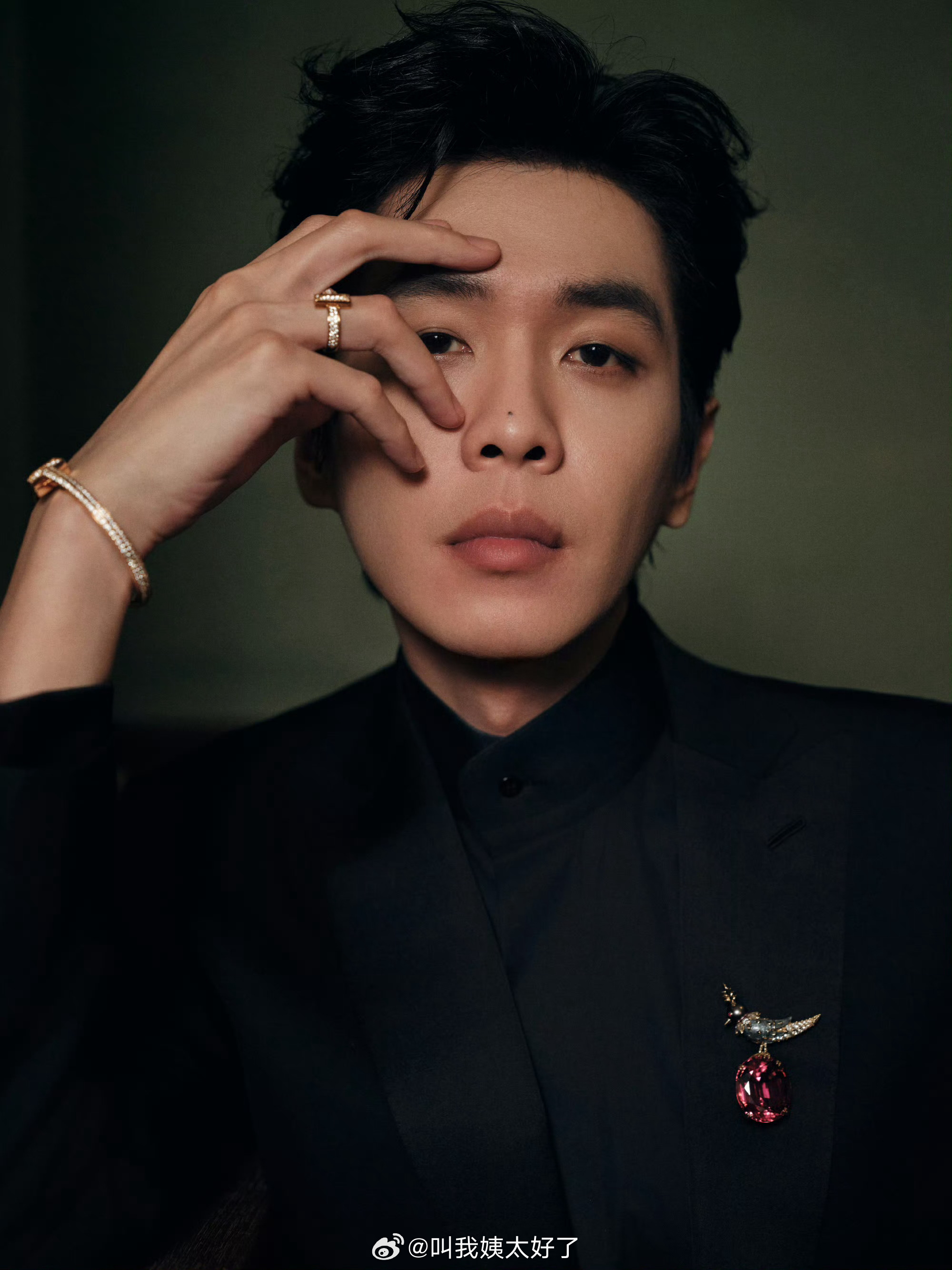 张若昀凭《庆余年》顶配剧集爆红