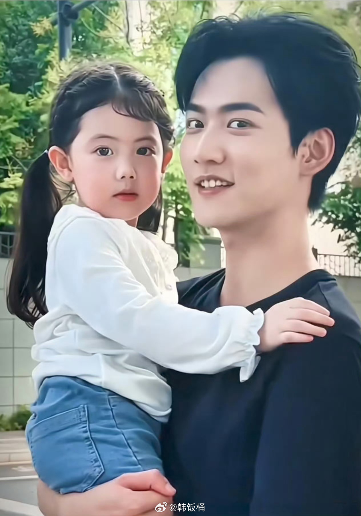 林屿森李雾女儿同框，狙击蝴蝶与骄阳似我观众互动