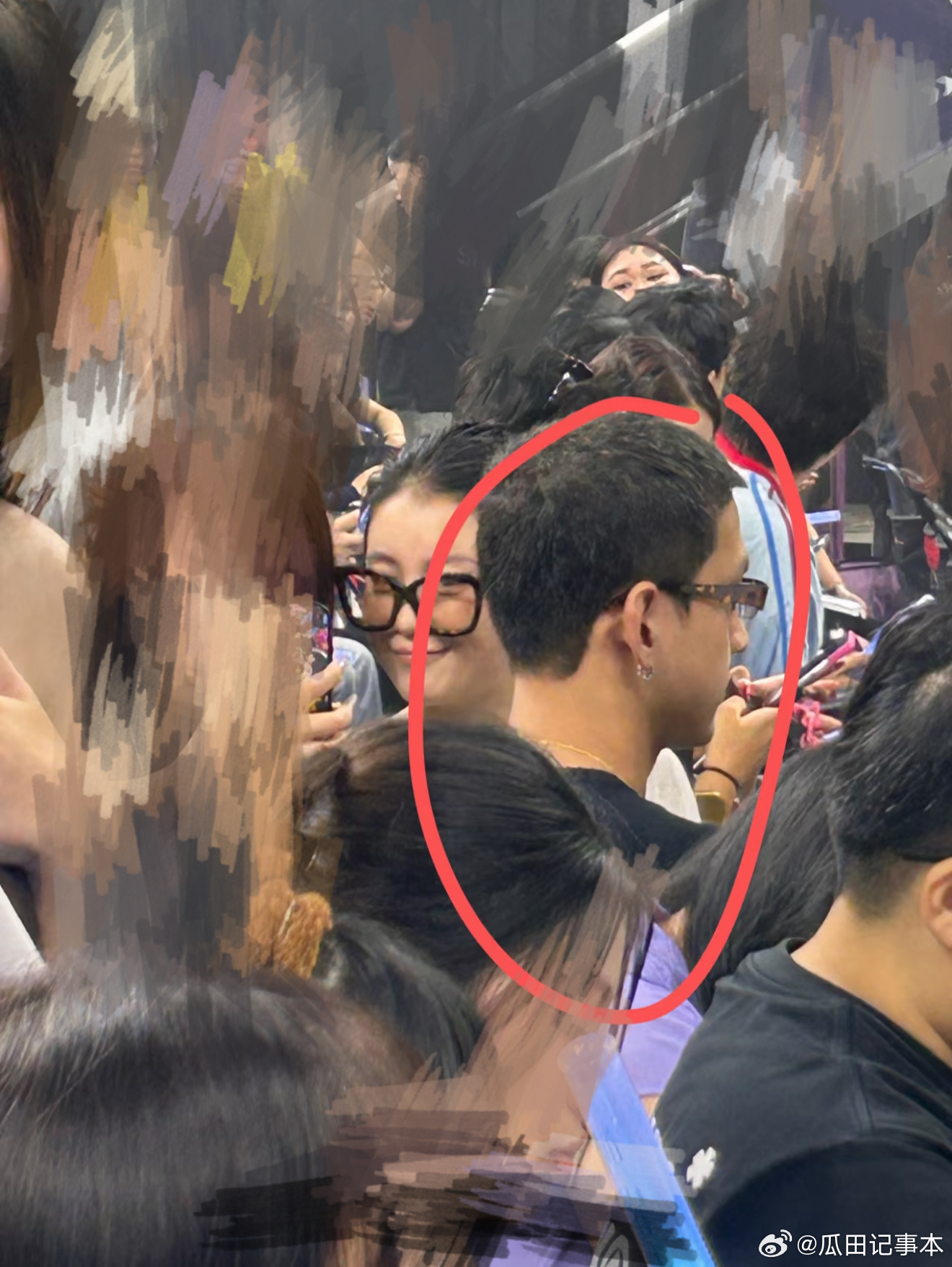 万妮达演唱会偶遇李嘉格与新男友