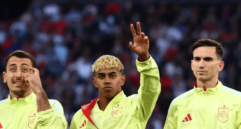 摩洛哥传奇哈吉谈亚马尔选择西班牙：摩国爱更深，西班牙人难及