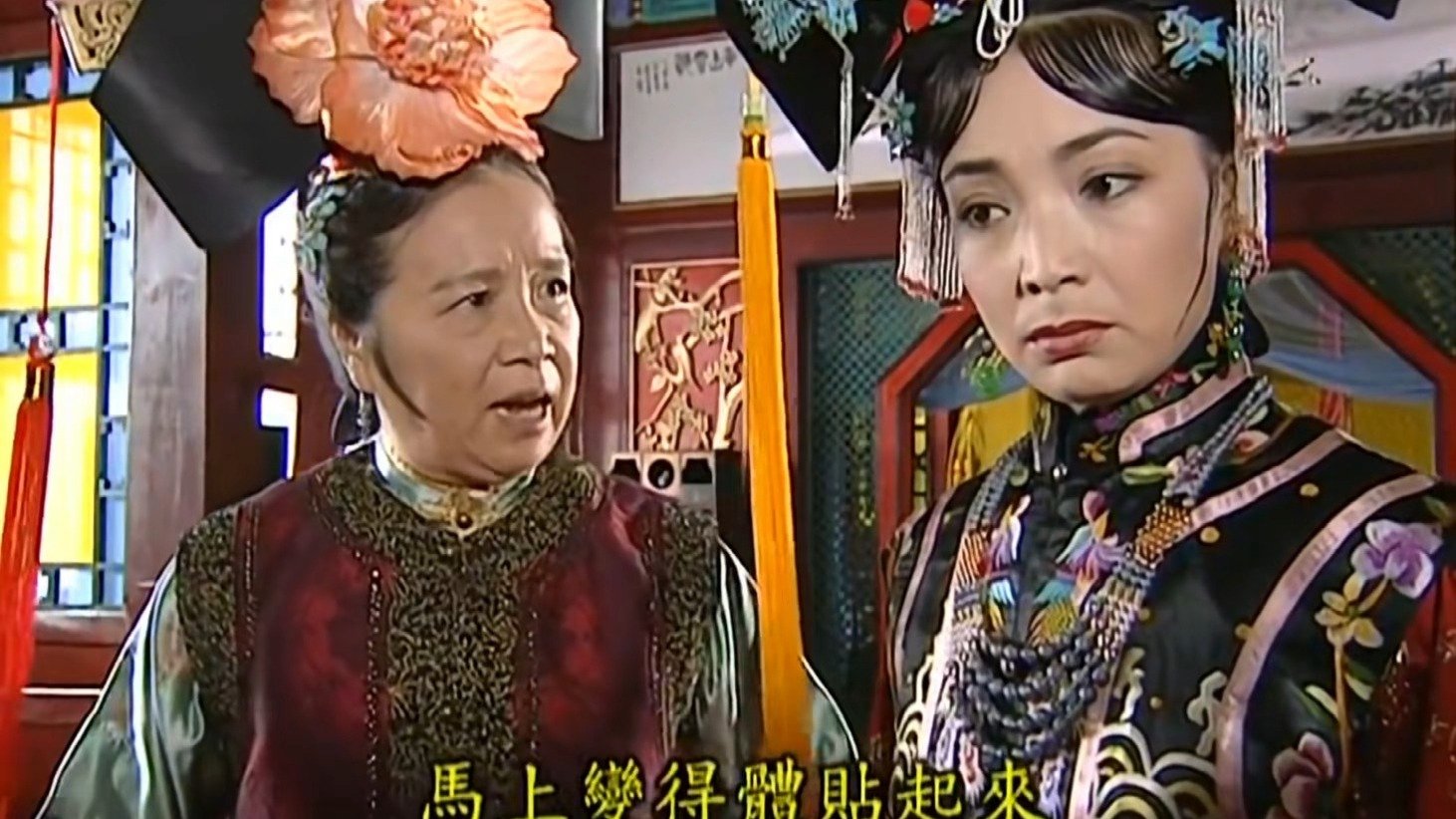 容嬷嬷是《还珠格格》中最复杂的工具人角色
