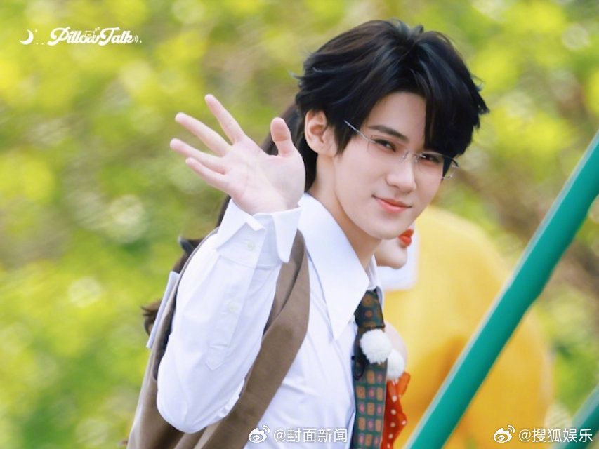 奔跑吧14海口首录，众星民国造型亮相