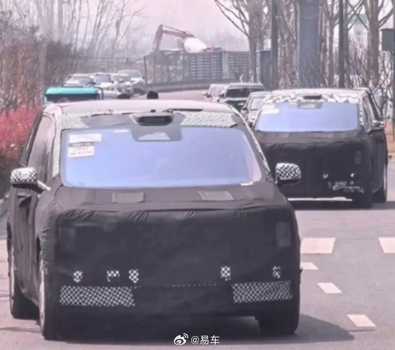 尊界MPV路试谍照曝光，搭载华为896线激光雷达
