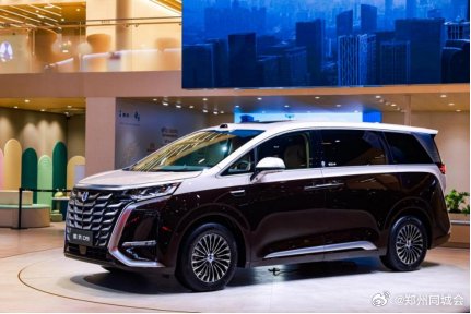 腾势汽车8月销量破万，三款明星车型闪耀成都车展