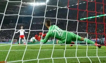 拜仁德国杯两战莱比锡全胜，2019年3-0完胜夺冠