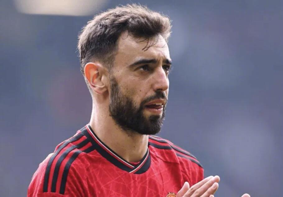 罗马诺透露沙特联赛明年夏天将再次追求曼彻斯特联队队长布鲁诺·费尔南德斯