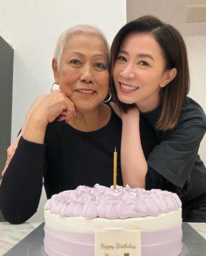 佘诗曼回应租豪宅传闻，称已搬离三年为方便母亲