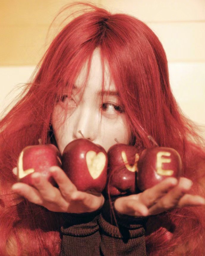 张天爱红发天使大片曝光