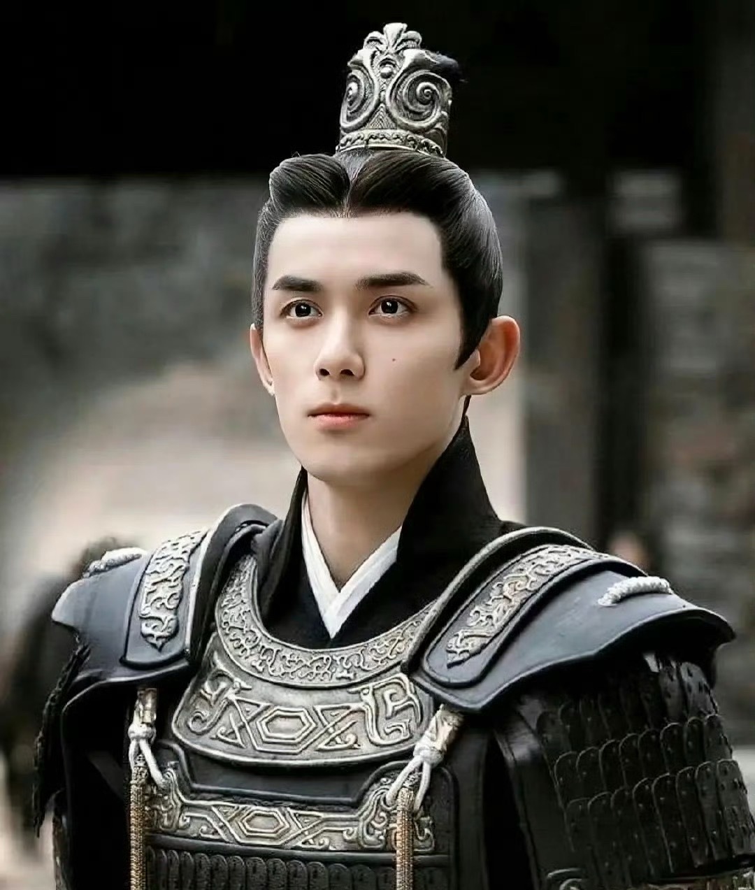 吴磊转型成功童星引热议