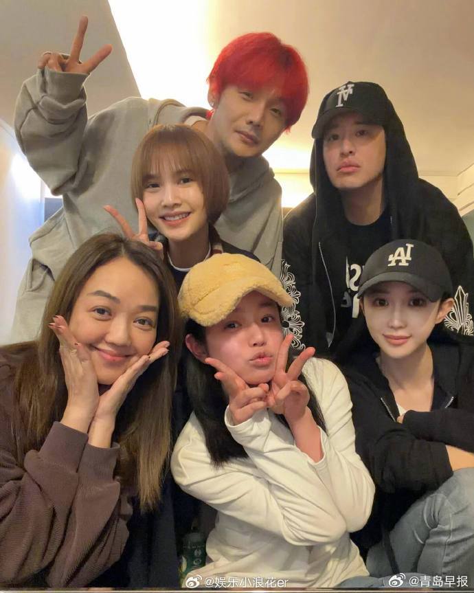 陈妍希杨丞琳李荣浩潘玮柏等好友过年聚会