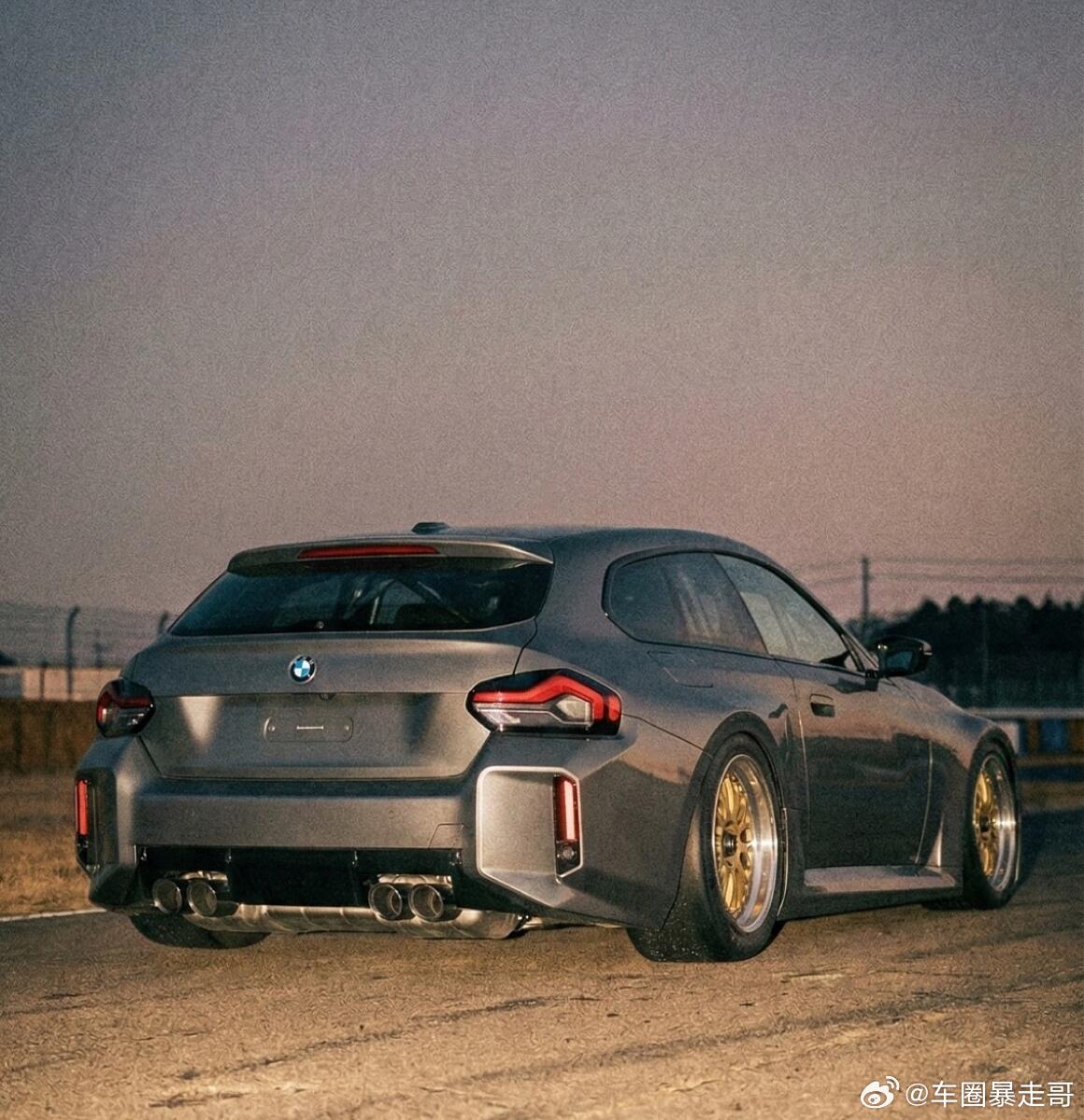 宝马G87 M2旅行版亮相