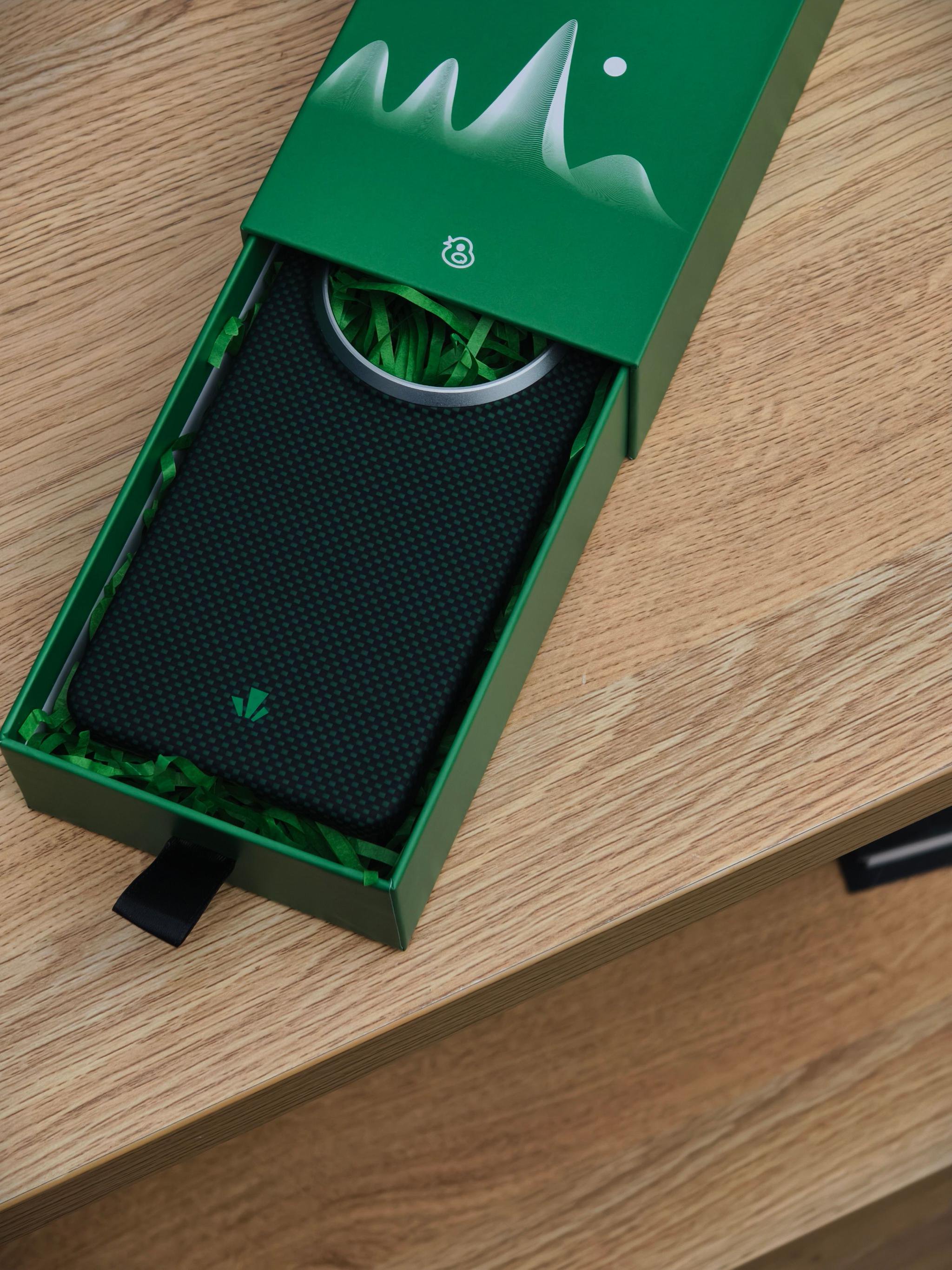 阿峰李杰灵坂田露营车生活引关注