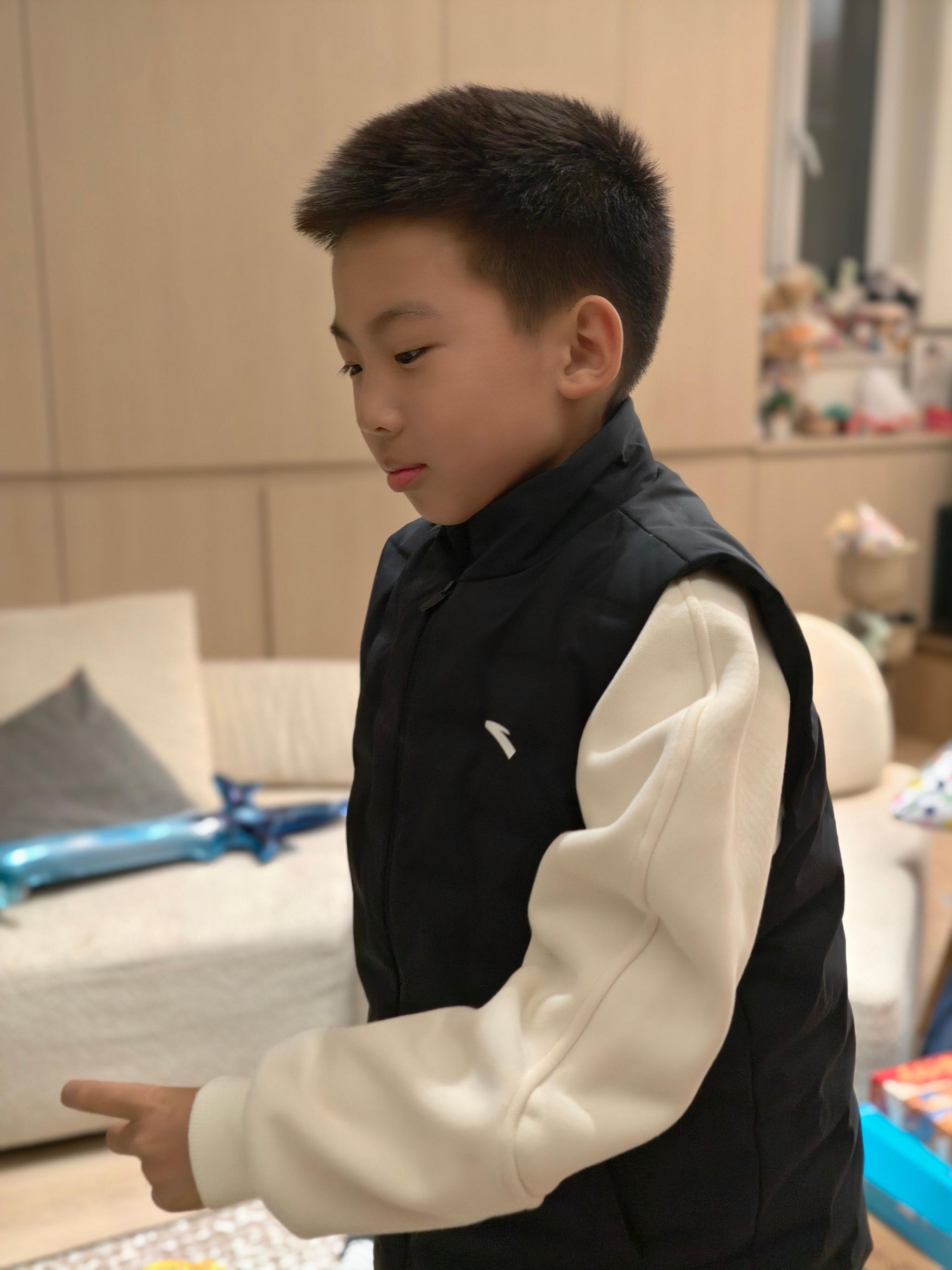 子木赠喵喵飞屋环游记乐高并完成拼装