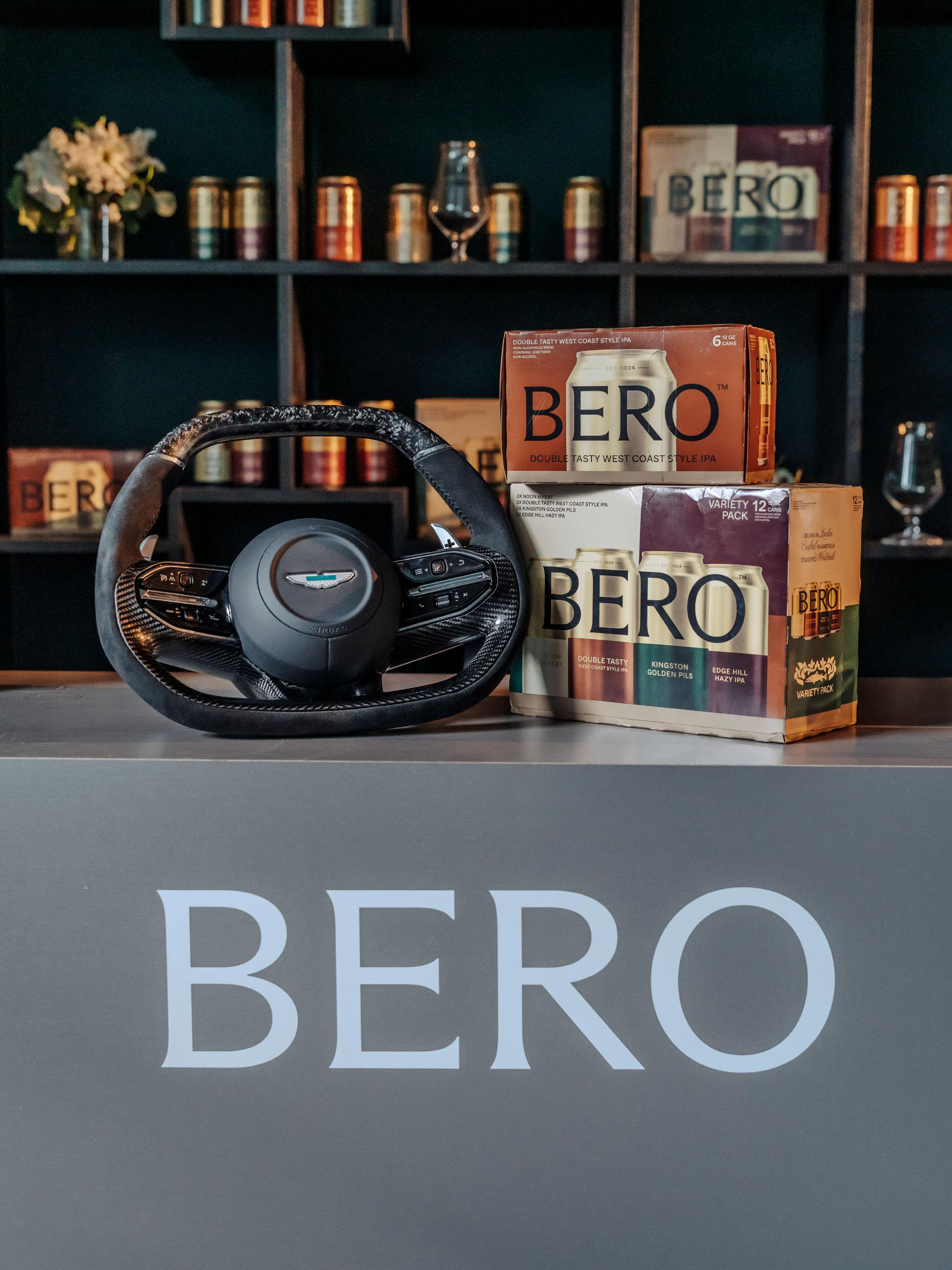 汤姆·赫兰德BERO啤酒与阿斯顿·马丁达成三年合作