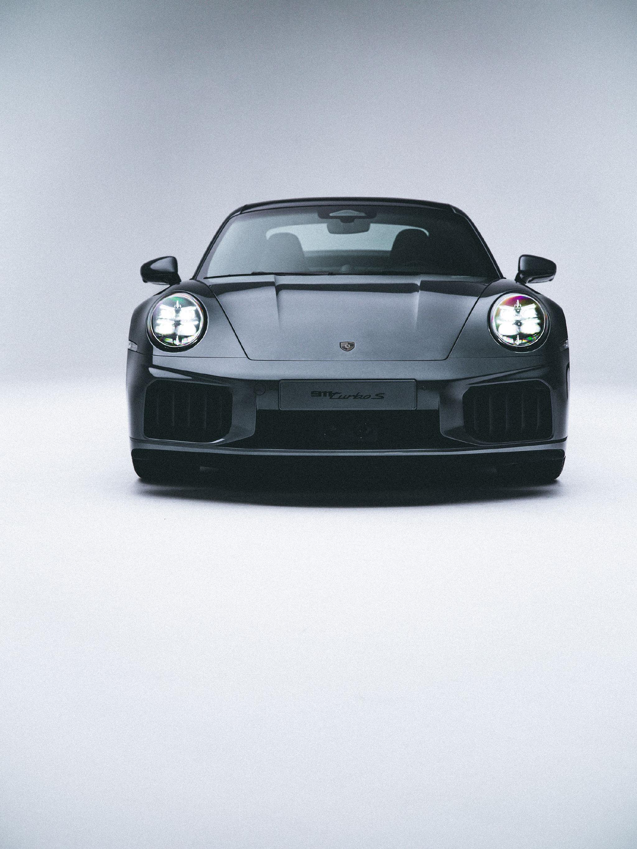 保时捷911 Turbo S新款登陆中国，八代传奇再突破