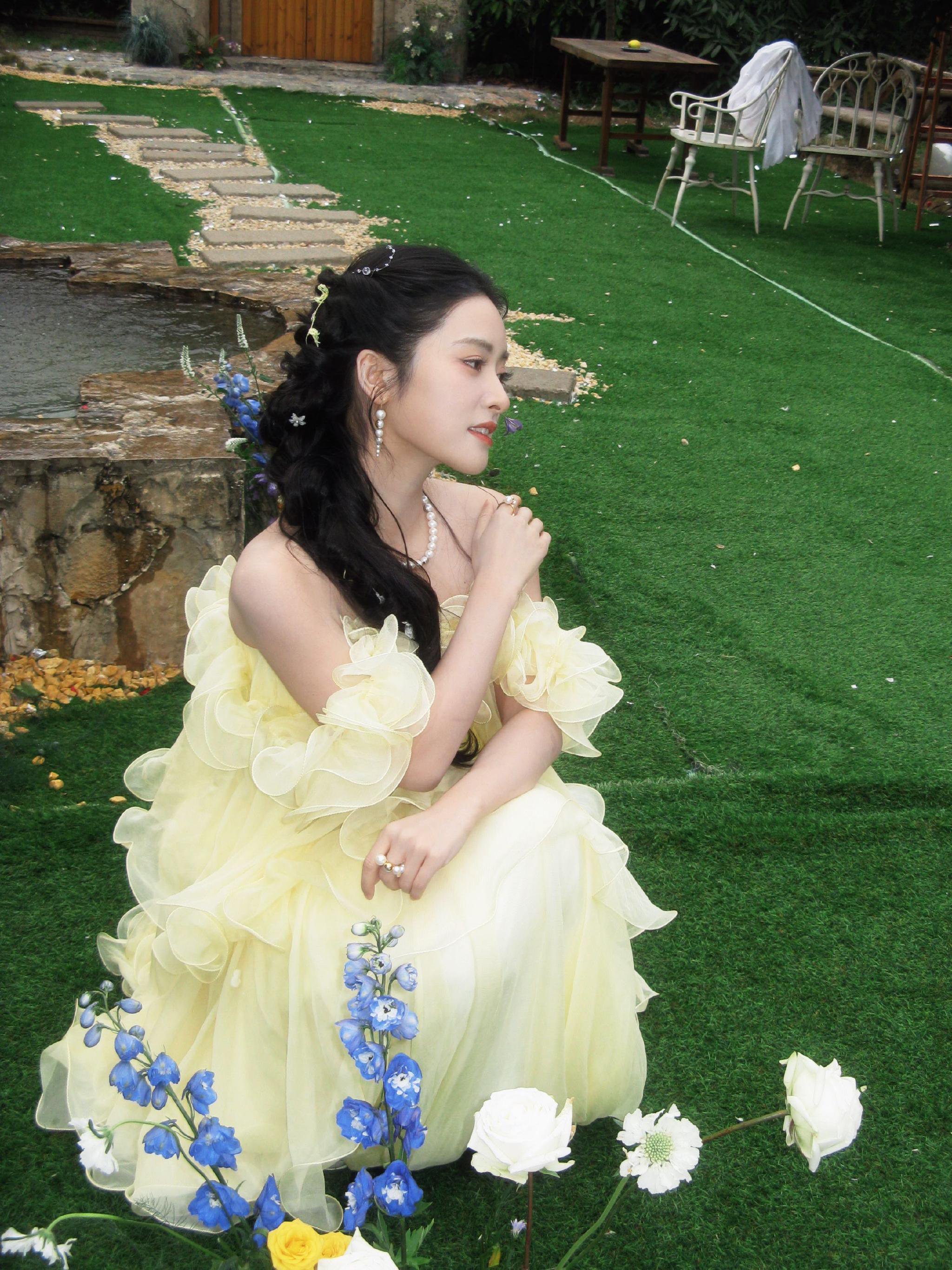 沈月亮相橘子早安趴造型惊艳