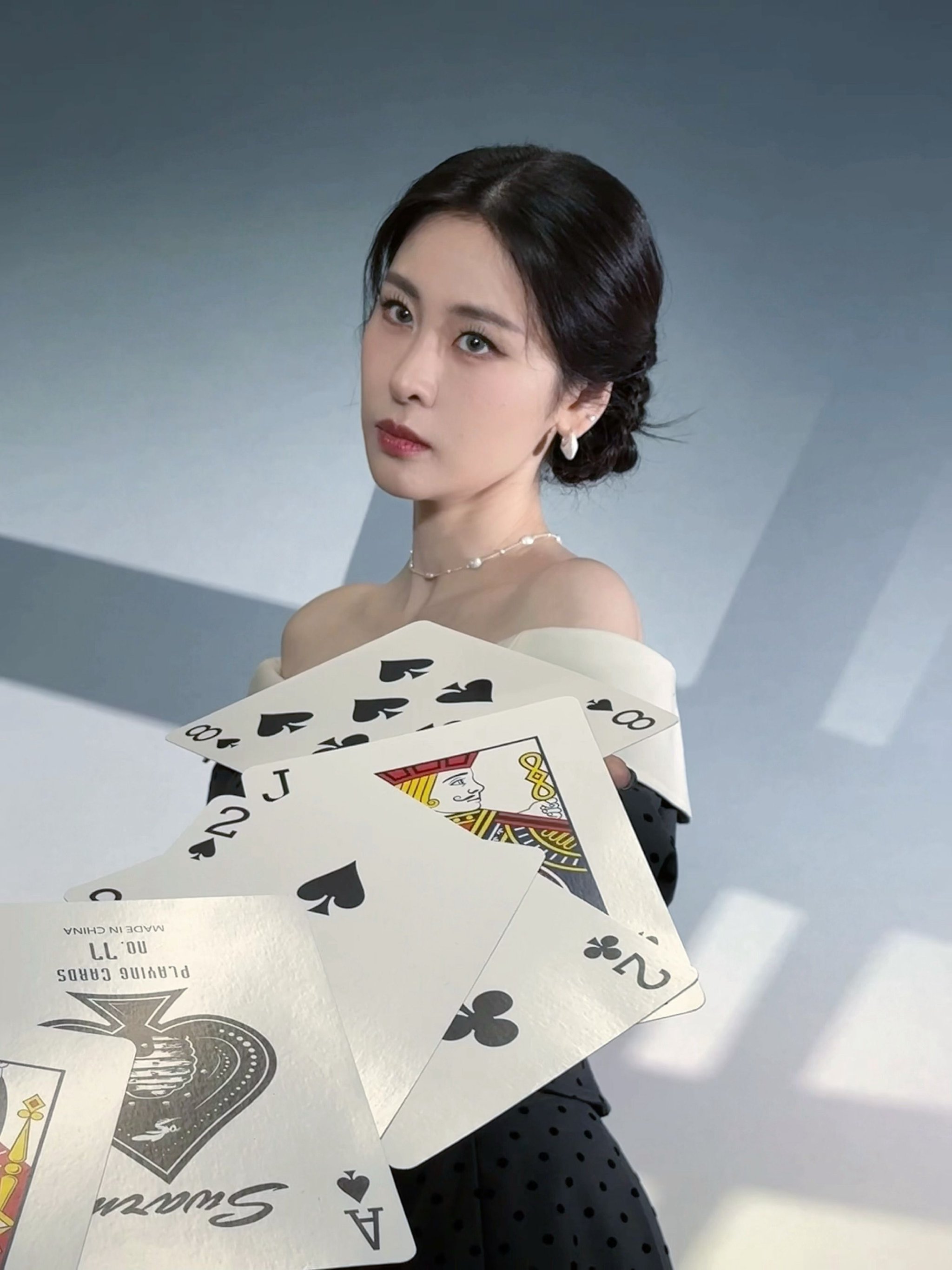 张碧晨亮相一起开麦吧活动