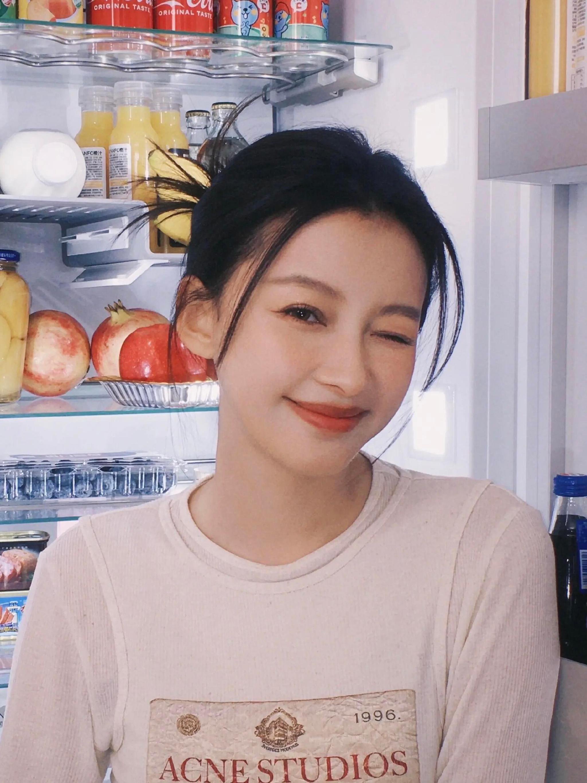 孙怡签名橘子玩偶抽奖活动开启