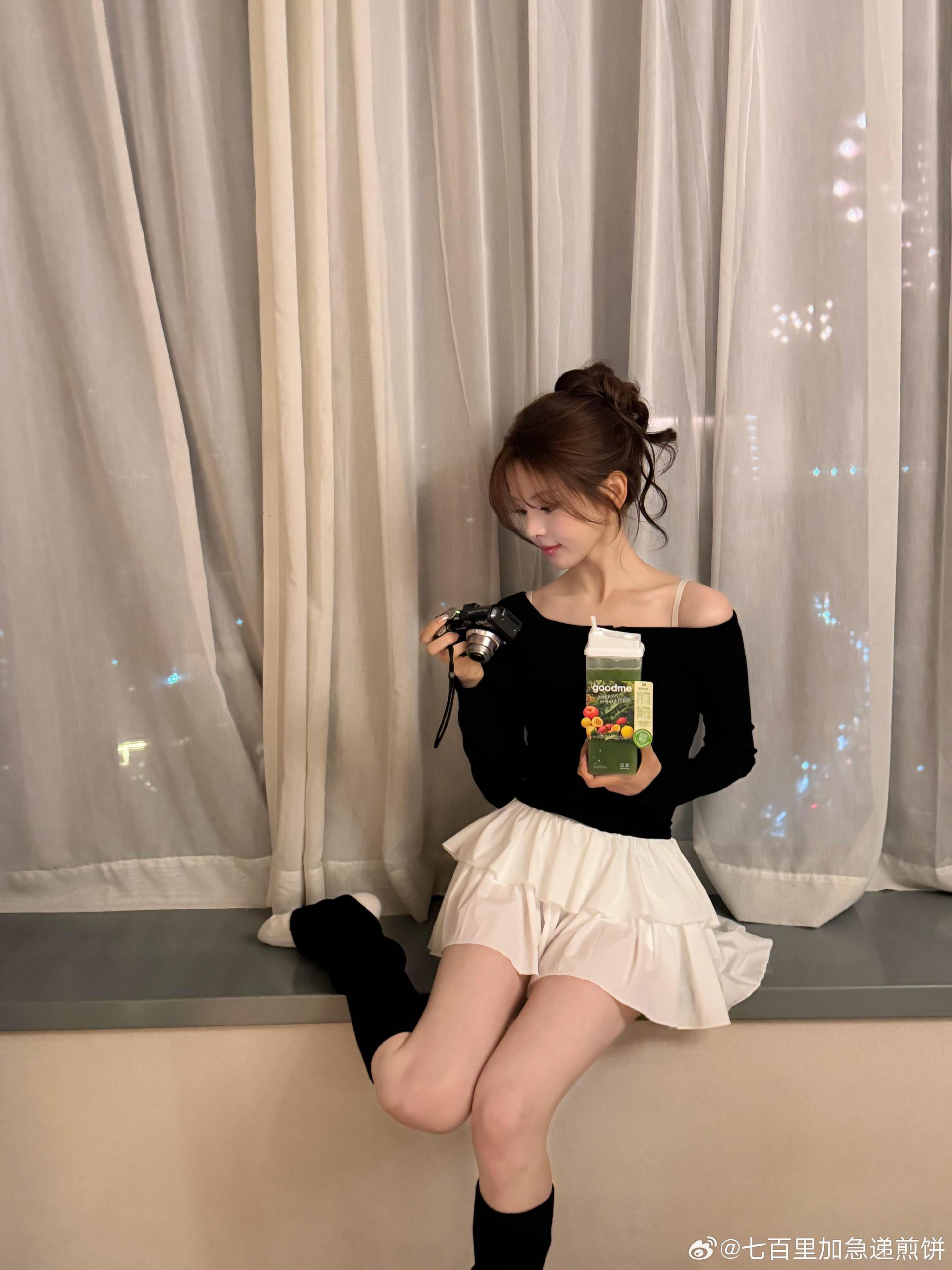 杨超越写真被赞现偶文设定封面