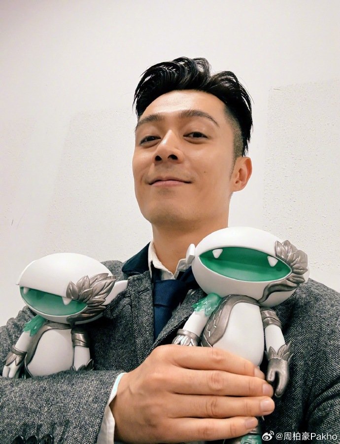 周柏豪坦言鸟巢开唱难度大但坚持不放弃