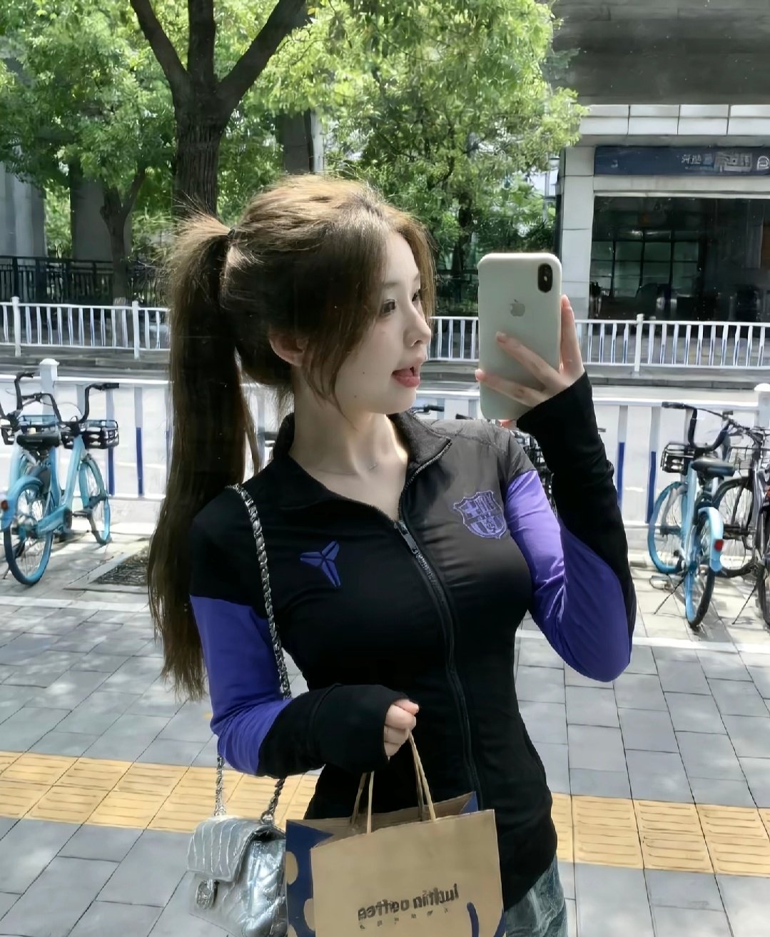 马竞对阵巴萨球迷热议比赛