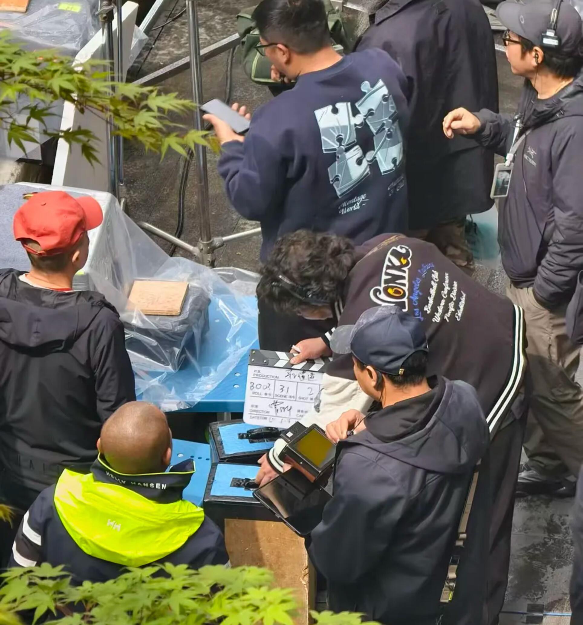 章子怡张雪迎主演电影寻子遗迹武汉开机