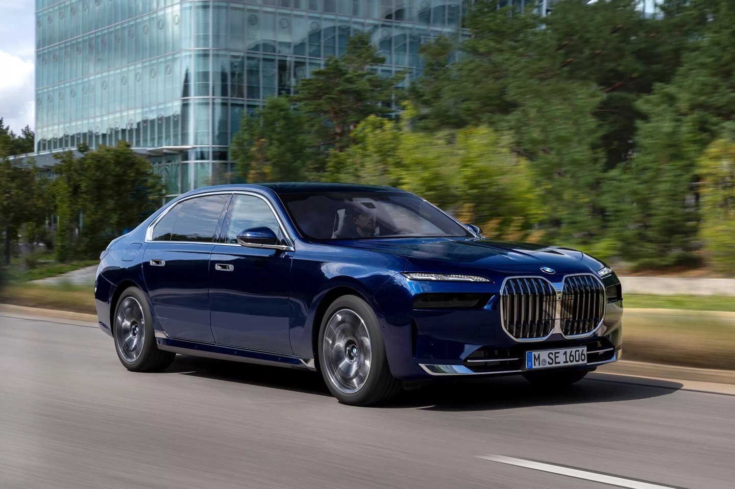 宝马或为7系X5推出增程版本