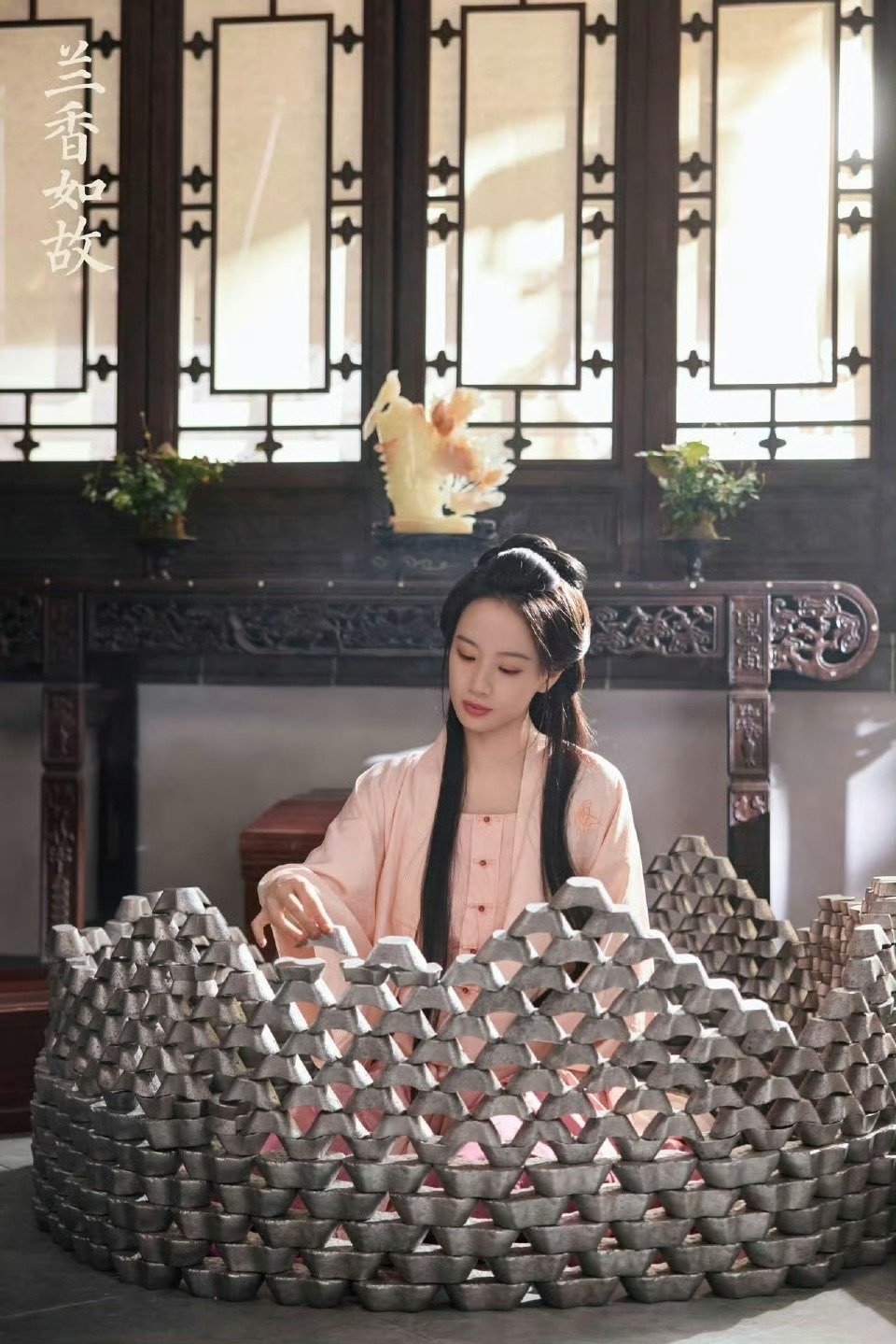 友司贺电搭配CFO握手，鹭卓李昊趣味联动，为李梦《兰香如故》疯狂应援