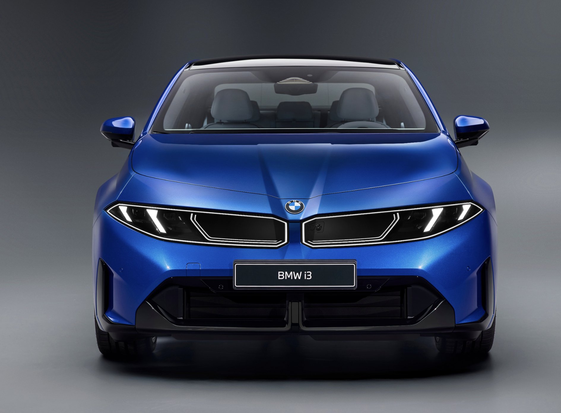 宝马新世代ix3外观亮相,车头车尾设计获赞侧面遭质疑