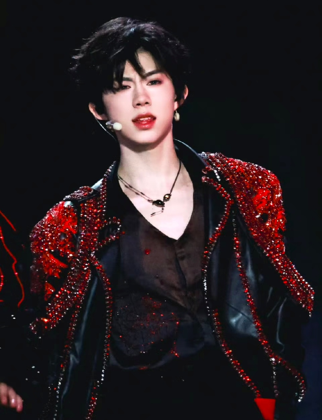 陈奕恒灵气飒爽表现获赞